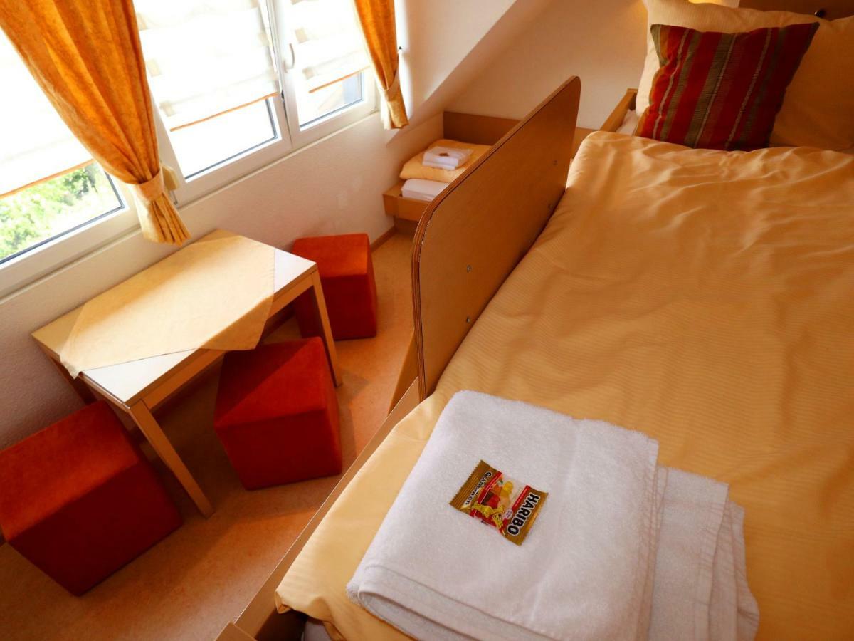 Hotel - Restaurant Hirschen - Werneths Landgasthof Beim Europa- Park Rust ラインハウゼン エクステリア 写真